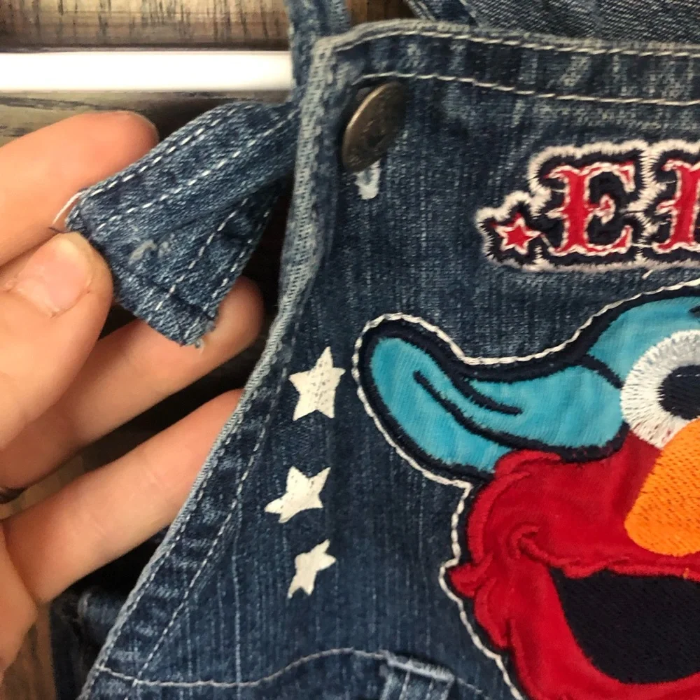 2010 Sesame Street Elmo short overalls 18m